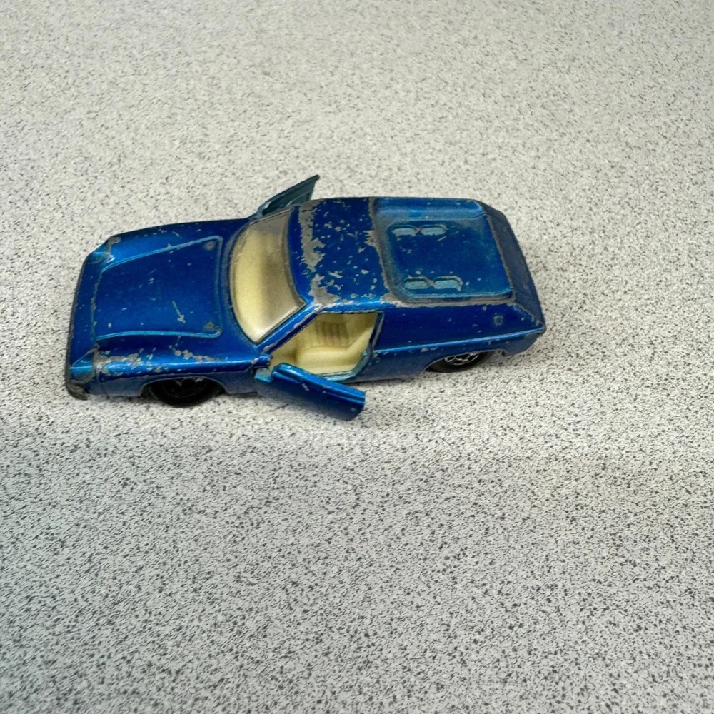 Vintage 1969 Matchbox Lesney No. 5 Lotus Europa Blue Diecast Model Car